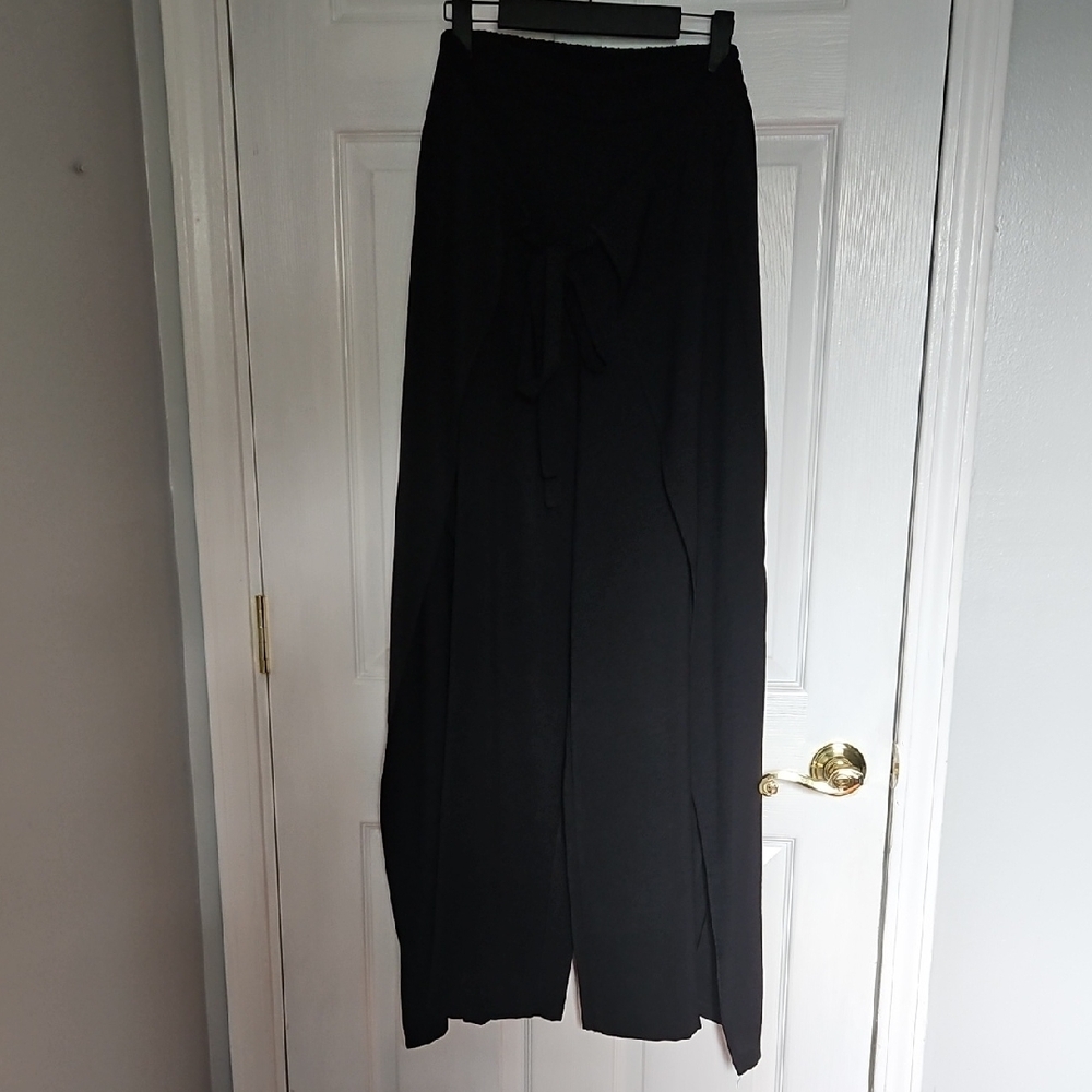Zara Black Wide Leg Pants Flowing Design